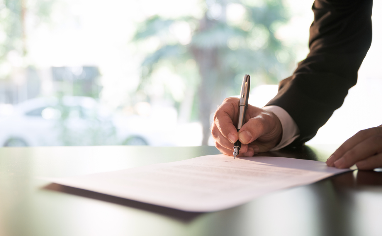 What Percentage Do Lawyers Take for a Personal Injury Case